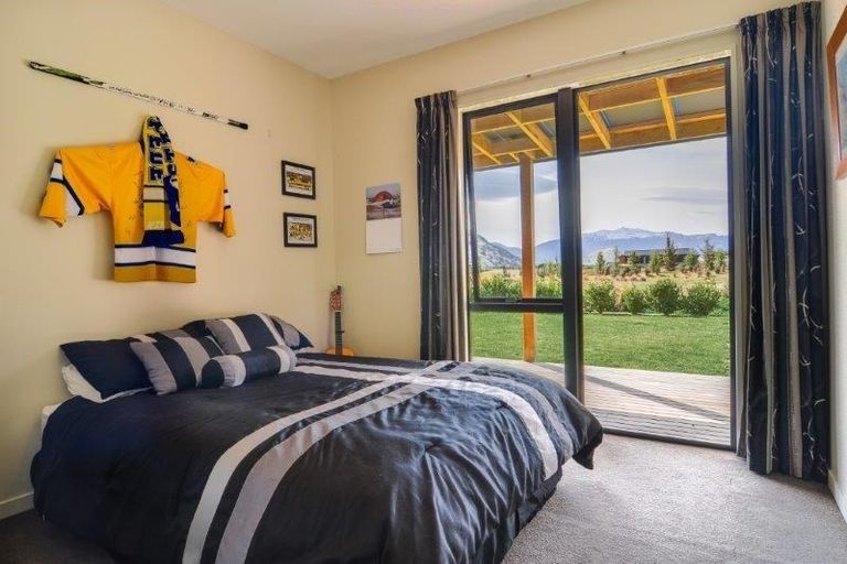 Photo of property in 7 Glenfiddich Road, Jacks Point, Queenstown, 9371