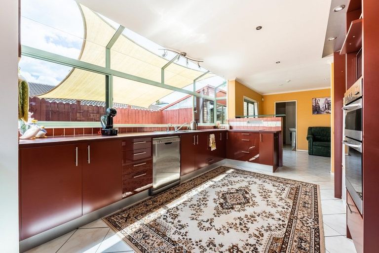 Photo of property in 3/16 Zealandia Road, Manly, Whangaparaoa, 0930