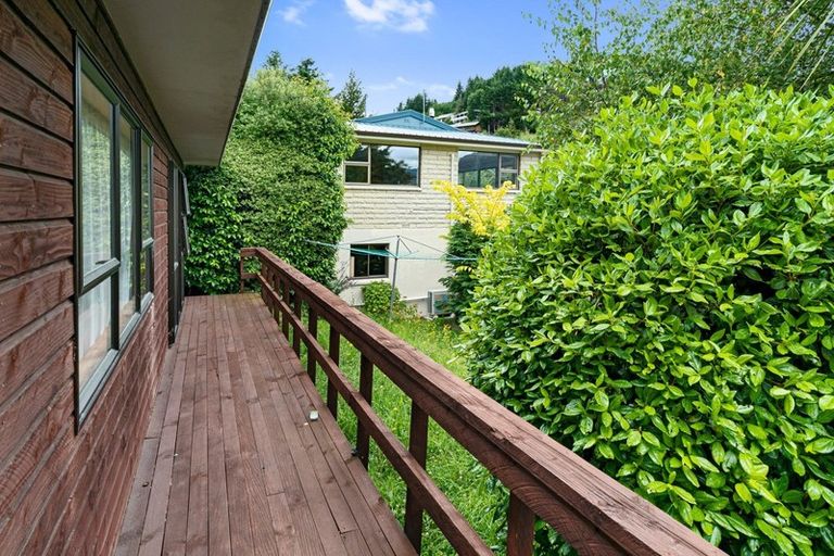 Photo of property in 6 Arawata Terrace, Fernhill, Queenstown, 9300