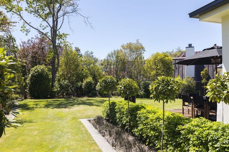 Photo of property in 39 Makora Street, Fendalton, Christchurch, 8041