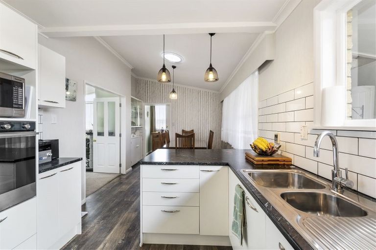 Photo of property in 8 Burn Street, Levin, 5510