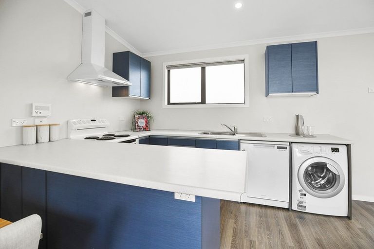 Photo of property in 325 Cobham Drive, Hillcrest, Hamilton, 3216