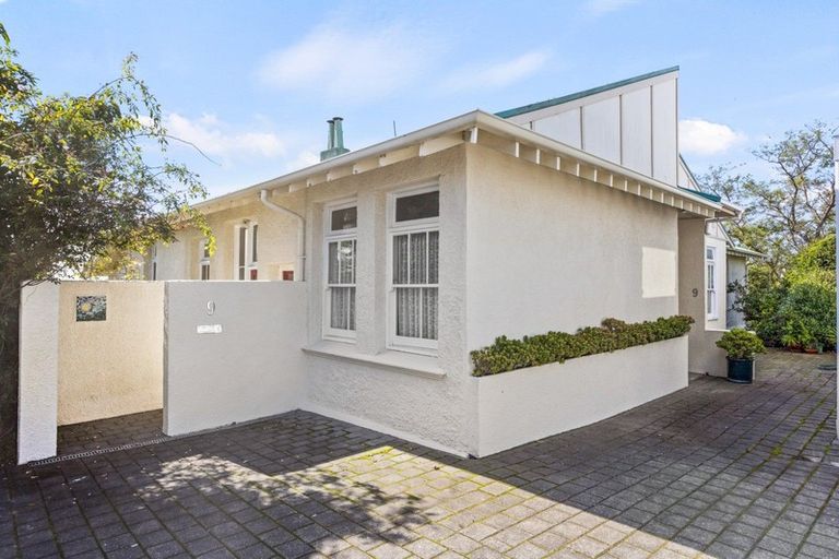 Photo of property in 11 Finnis Lane, Hospital Hill, Napier, 4110