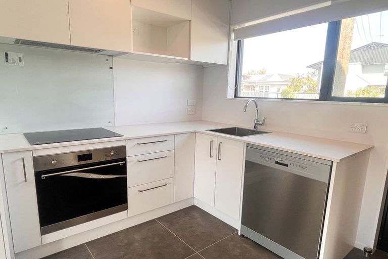 Photo of property in 4/6 Trent Street, Linwood, Christchurch, 8011