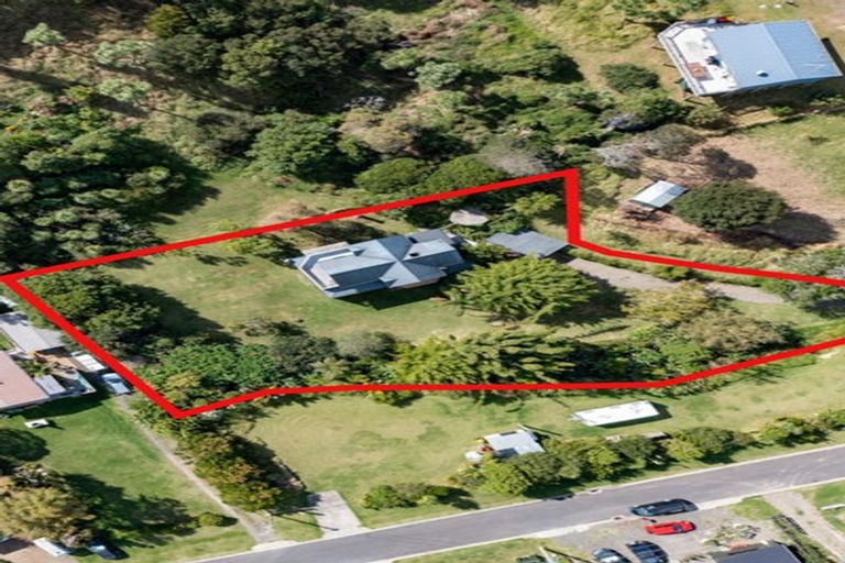 Photo of property in 15 Irishtown Road, Kuaotunu, Whitianga, 3592