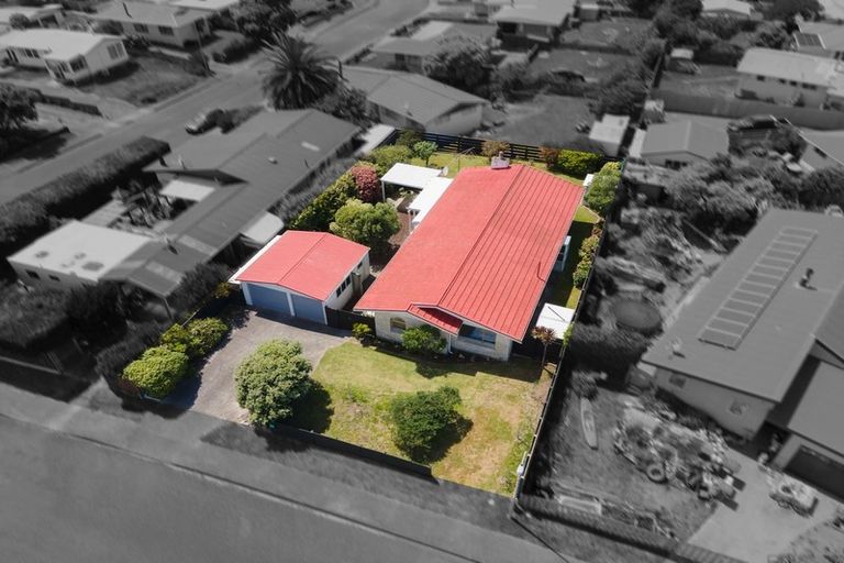 Photo of property in 6 Mountainview Terrace, Otaki Beach, Otaki, 5512
