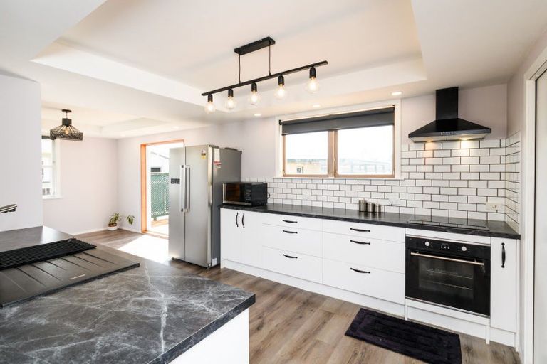 Photo of property in 27 Aspiring Avenue, Milson, Palmerston North, 4414