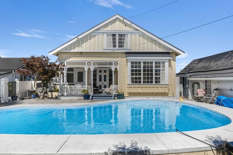 Photo of property in 19 Lakings Road, Springlands, Blenheim, 7201