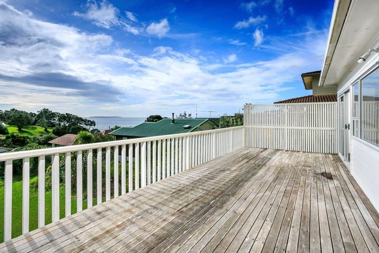 Photo of property in 65 Churchill Road, Murrays Bay, Auckland, 0630