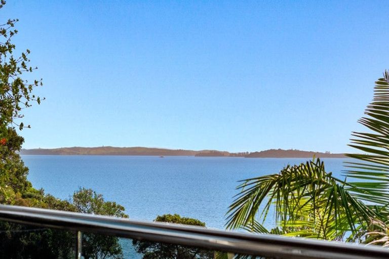 Photo of property in 66a Marine Parade, Mellons Bay, Auckland, 2014