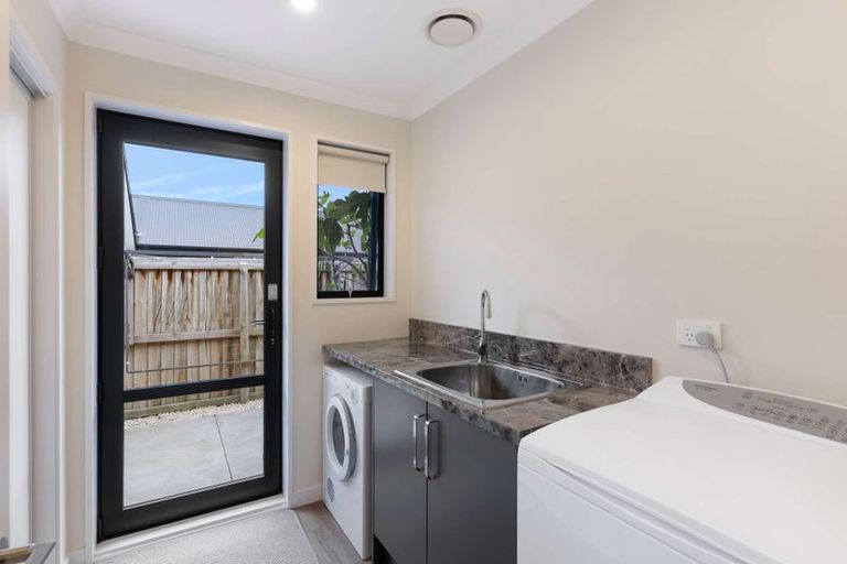 Photo of property in 5 Woodlaw Crescent, Prebbleton, 7604