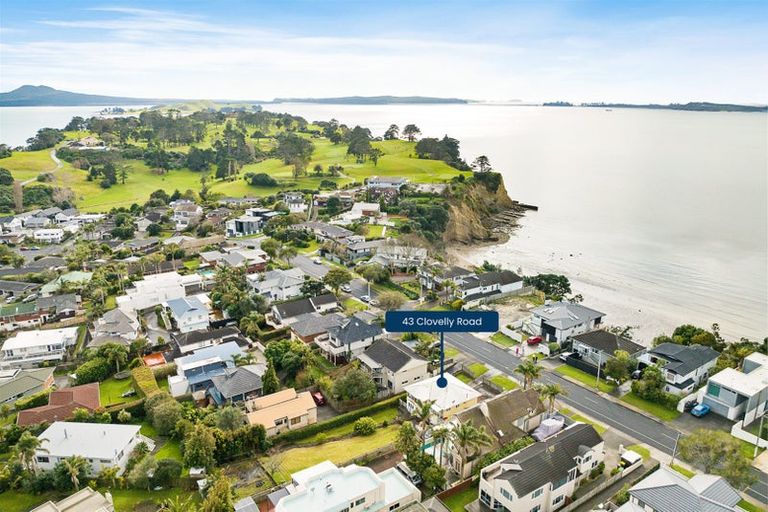 Photo of property in 43 Clovelly Road, Bucklands Beach, Auckland, 2012