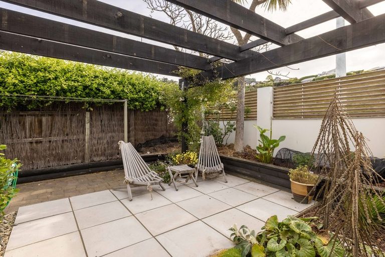 Photo of property in 2/16 Wakatu Avenue, Moncks Bay, Christchurch, 8081