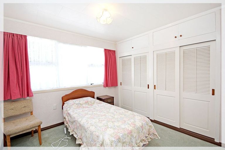 Photo of property in 89a Queenwood Road, Levin, 5510