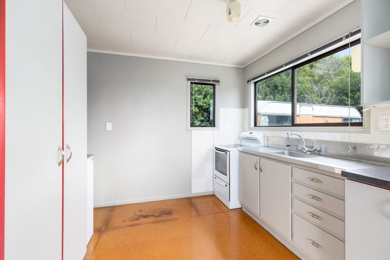 Photo of property in 5 Inca Place, Snells Beach, 0920