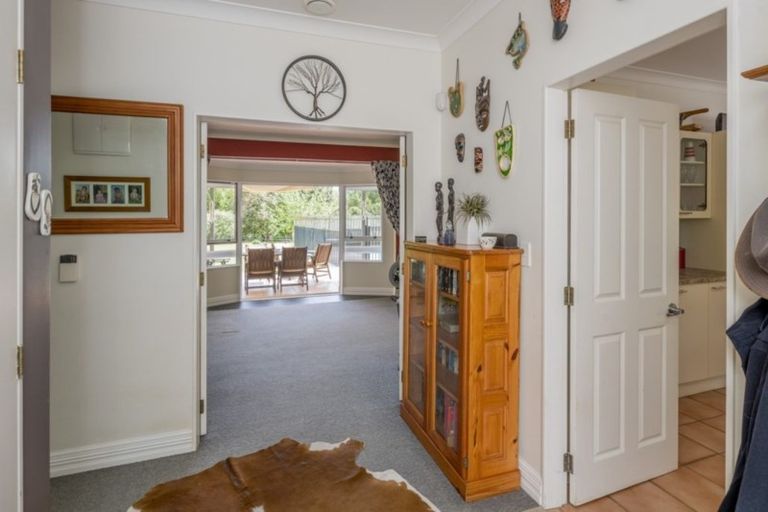 Photo of property in 73 Greenwood Boulevard, Otaki, 5512