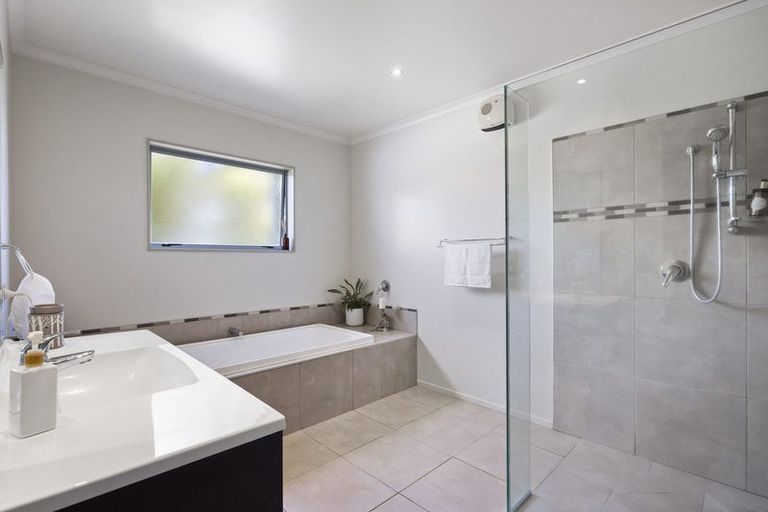 Photo of property in 160b Waihi Road, Judea, Tauranga, 3110