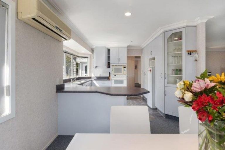 Photo of property in 37 Philomel Crest, Welcome Bay, Tauranga, 3112