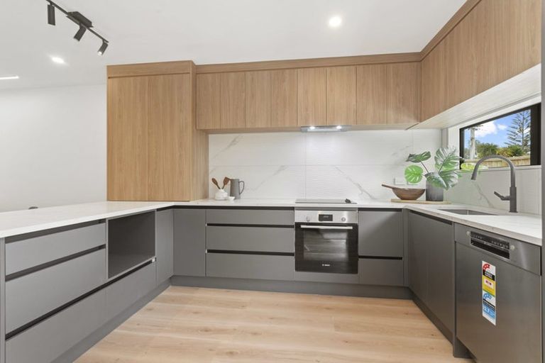 Photo of property in 7c Mildmay Road, Henderson, Auckland, 0610