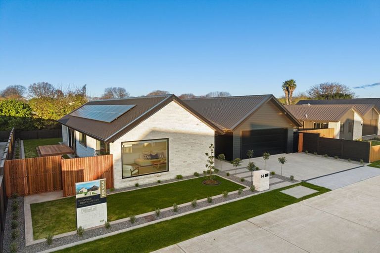 Photo of property in 14 Hugo Shaw Drive, Cambridge, 3434