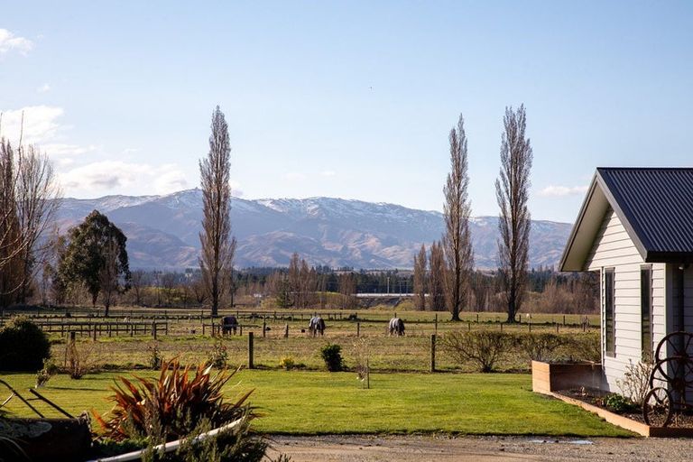 Photo of property in 4 Padgets Lane, Earnscleugh, Alexandra, 9391