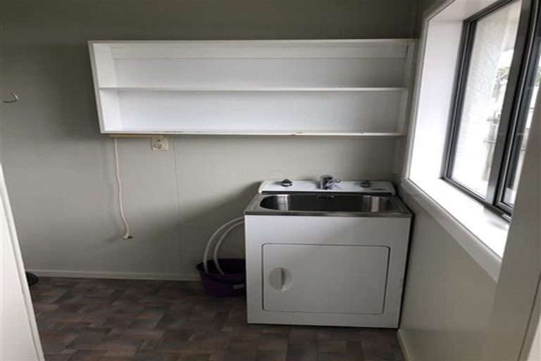 Photo of property in 28 Lothian Crescent, Strathern, Invercargill, 9812