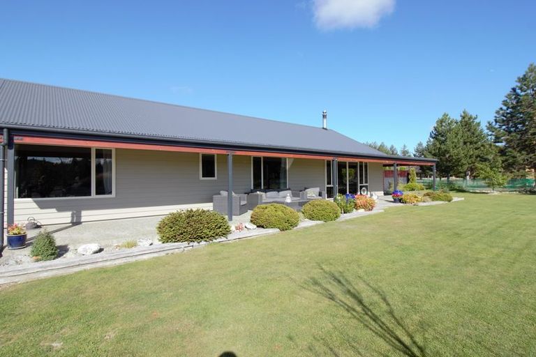 Photo of property in 37 Irishman Drive, Twizel, 7901