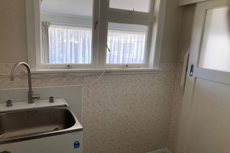 Photo of property in 74 Birmingham Street, Takaro, Palmerston North, 4412