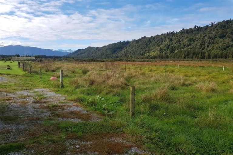 Photo of property in 751 La Fontaine Road, Harihari, 7884