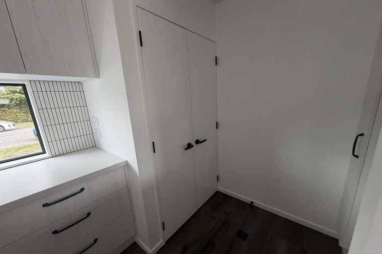 Photo of property in 3/37 Wildberry Street, Woolston, Christchurch, 8023