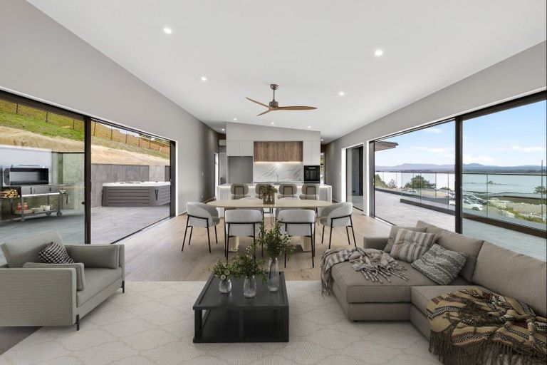 Photo of property in 9 Fairburn Place, Kaiteriteri, 7197