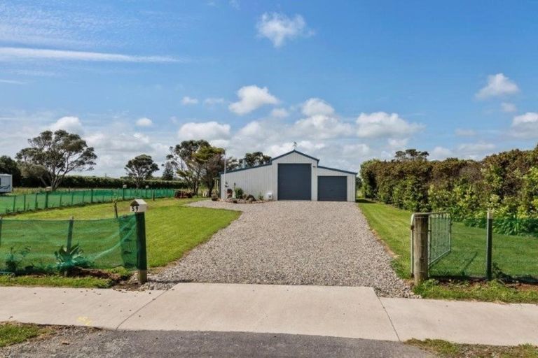 Photo of property in 59 Gisborne Terrace, Opunake, 4616