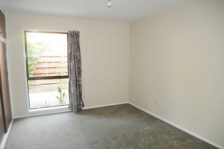 Photo of property in 16 Siska Place, Upper Riccarton, Christchurch, 8041
