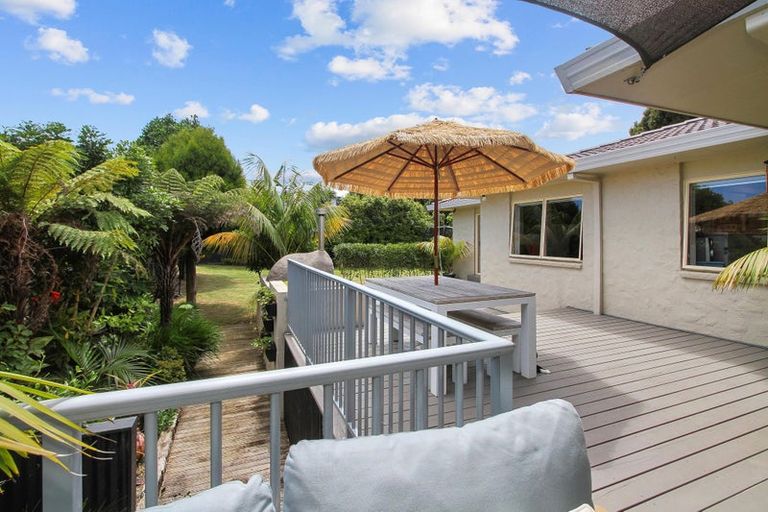 Photo of property in 27 Stella Drive, Clarks Beach, 2122