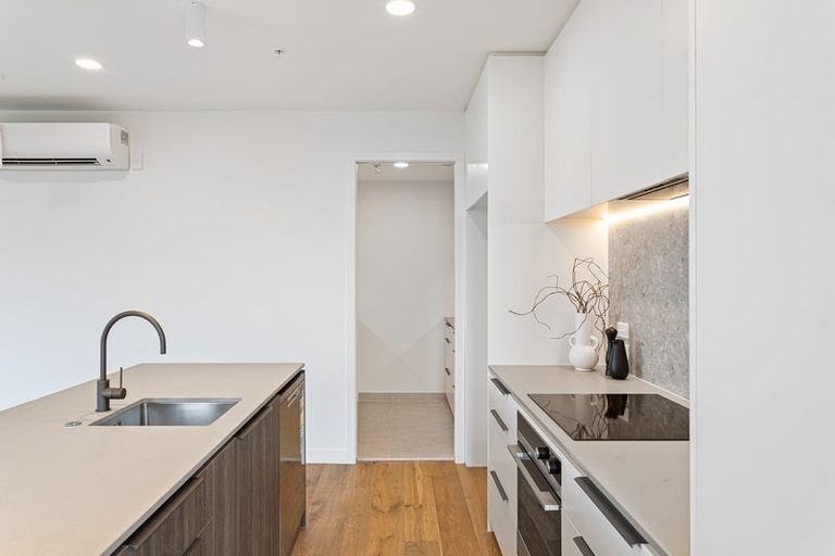 Photo of property in 6/36 Edmonton Road, Henderson, Auckland, 0612