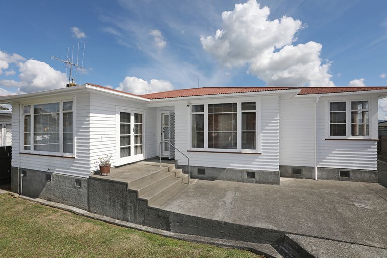 Photo of property in 212 Botanical Road, Takaro, Palmerston North, 4412