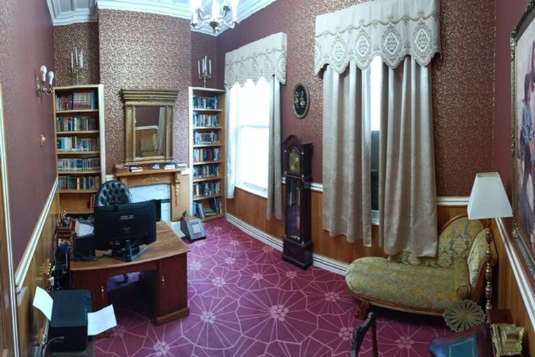 Photo of property in 106 Egmont Street, Patea, 4520