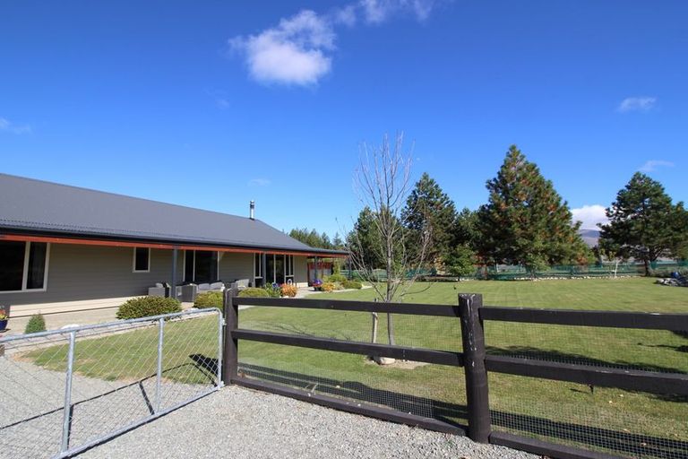 Photo of property in 37 Irishman Drive, Twizel, 7901