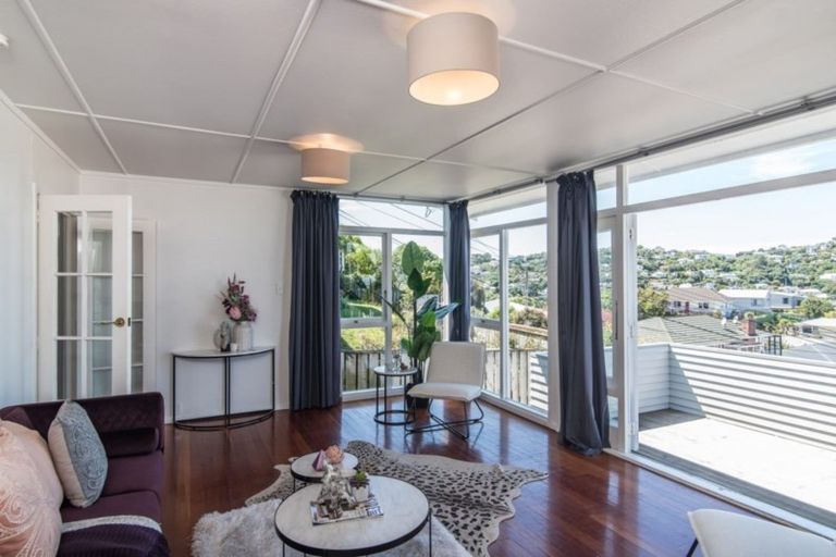 Photo of property in 79 Miramar North Road, Miramar, Wellington, 6022