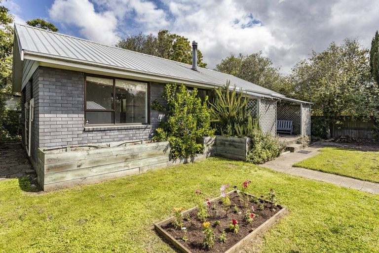 Photo of property in 2/156 Canon Street, Edgeware, Christchurch, 8013