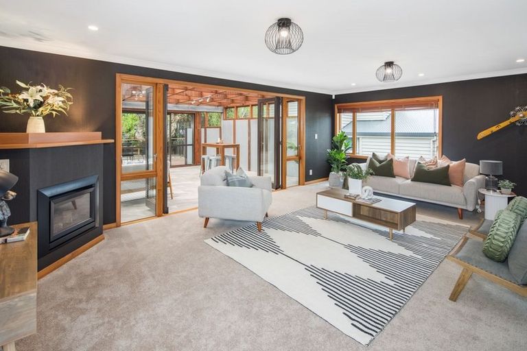 Photo of property in 8 Duncan Street, Tawa, Wellington, 5028