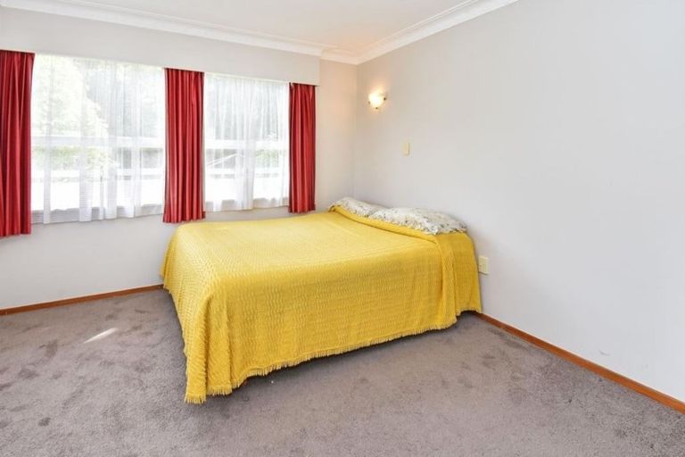 Photo of property in 64 Hill Road, Hillpark, Auckland, 2102