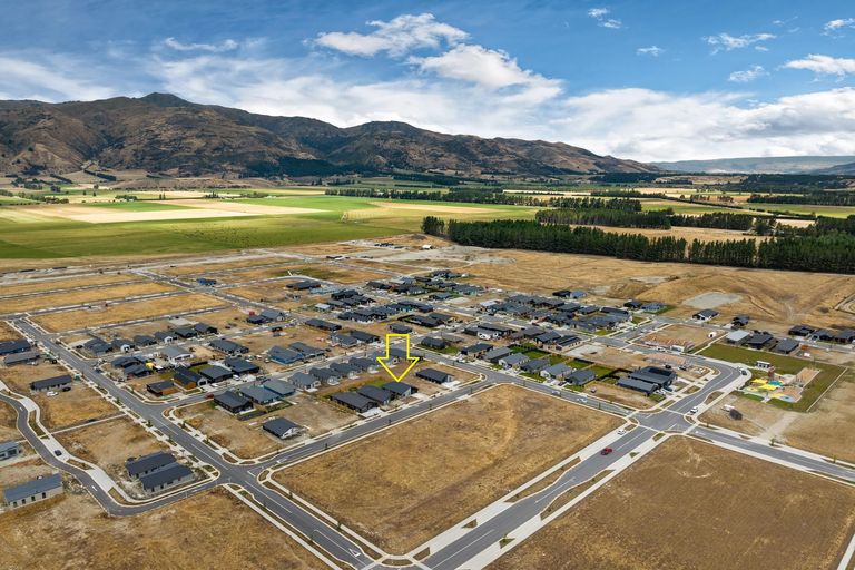 Photo of property in 13 Caton Street, Lake Hawea, 9382