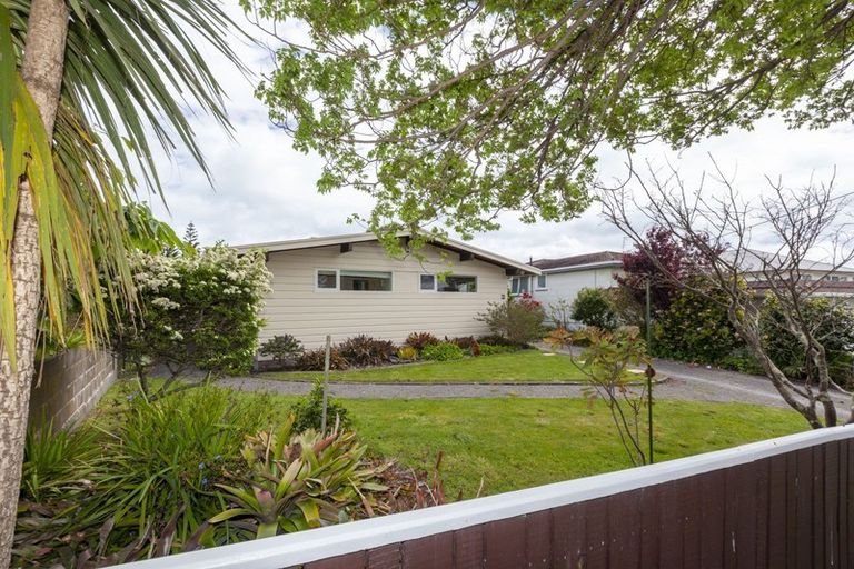 Photo of property in 91 Alexander Road, Raumati Beach, Paraparaumu, 5032
