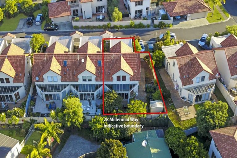 Photo of property in 28 Millennial Way, Orewa, 0931