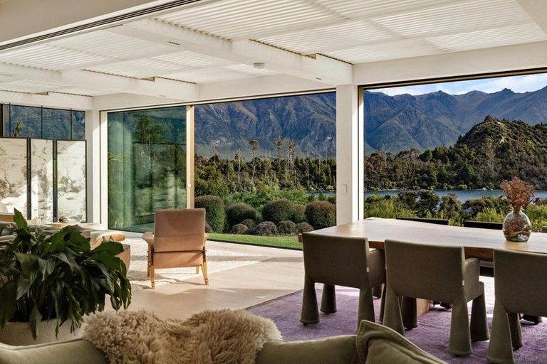 Photo of property in 4 Fishermans Lane, Mount Creighton, Queenstown, 9371