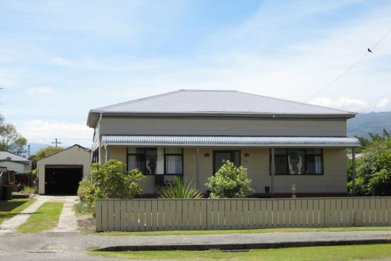 Photo of property in 95 Queen Street, Westport, 7825