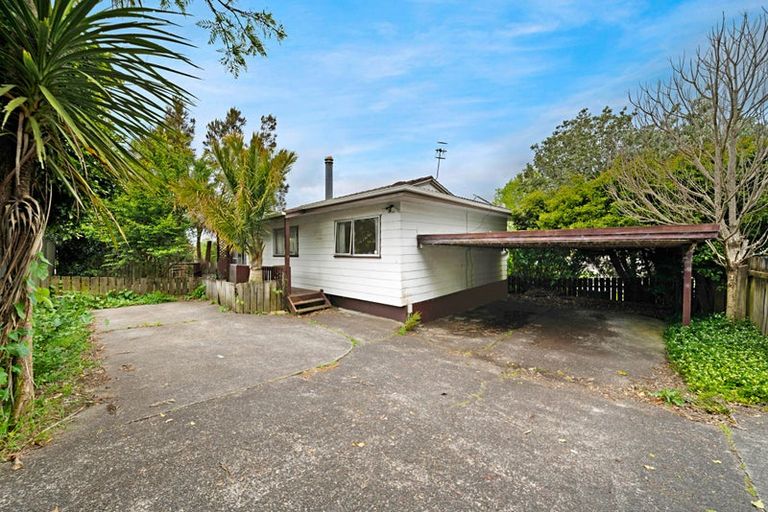 Photo of property in 13 Landow Place, Henderson, Auckland, 0612