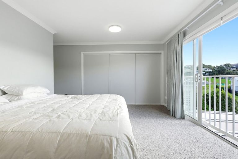 Photo of property in 56 Panorama Heights, Orewa, 0931