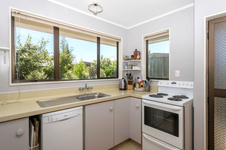 Photo of property in 2/27 Henry Street, Blenheim, 7201